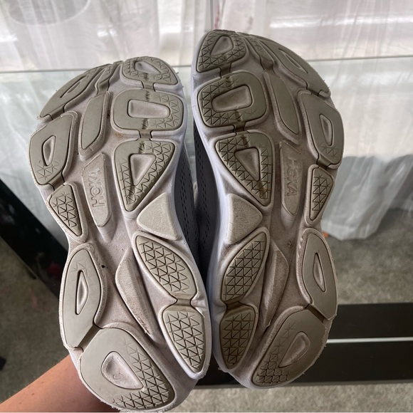 Hoka One One Bondi 8 Shoes Womens Size 9 B Gray Pink Running Sneakers NO INSOLES - Picture 4 of 8